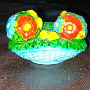 Vintage Sal and Pepper Shakers